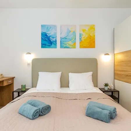 2br Lakeside Haven W Ac By Nw Lägenhet *