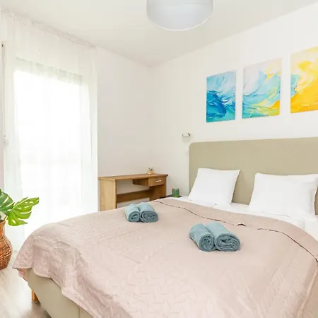 2br Lakeside Haven W Ac By Nw Siofok