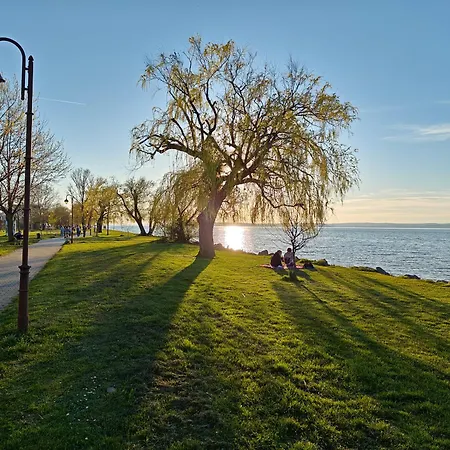 Apartment 2br Lakeside Haven W Ac By Nw Siofok