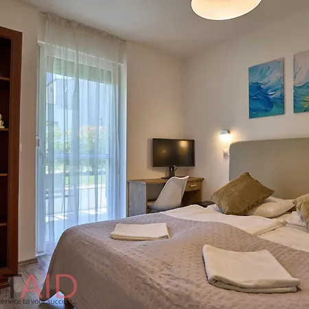 Apartman 2br Lakeside Haven W Ac By Nw Siófok